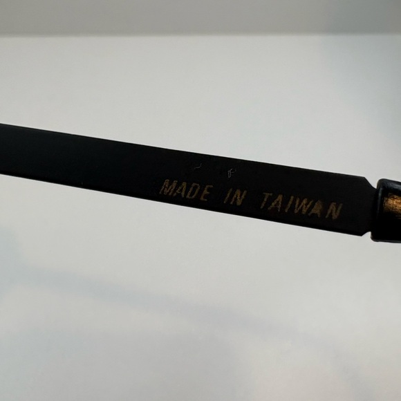 AMBERVISION VINTAGE SUNGLASSES OVERSIZED AVIATOR STYLE RETRO SUNGLASSES - Picture 12 of 12